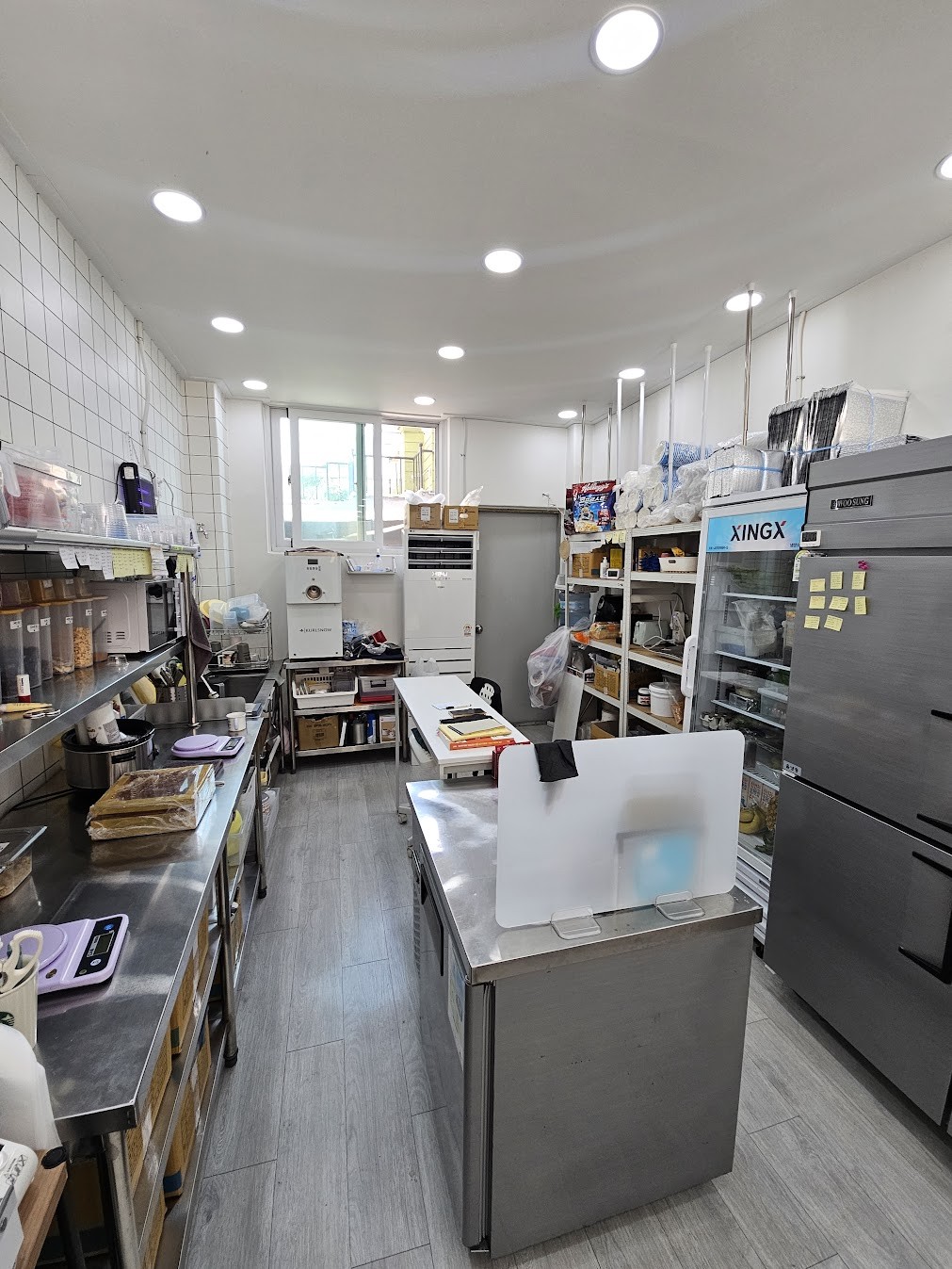 구월동 요거트 매장 철거 전 주방 내부 모습
